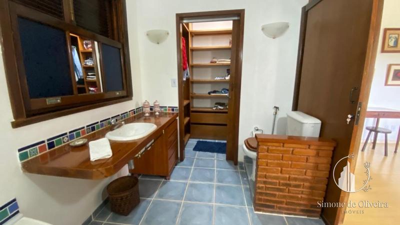 Comprar Casa em Itaipava, Petrópolis/RJ - Simone de Oliveira Imóveis
