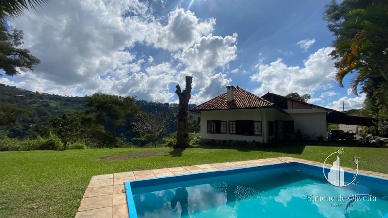 Casa em Itaipava - Petrópolis/RJ  - 4 Quartos