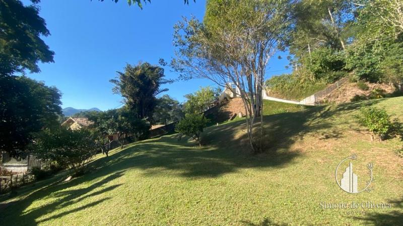 Comprar Casa em Itaipava, Petrópolis/RJ - Simone de Oliveira Imóveis