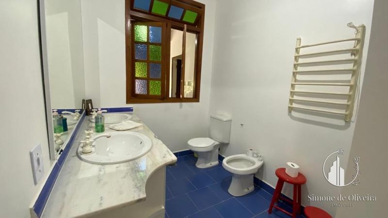 Comprar Casa em Itaipava, Petrópolis/RJ - Simone de Oliveira Imóveis
