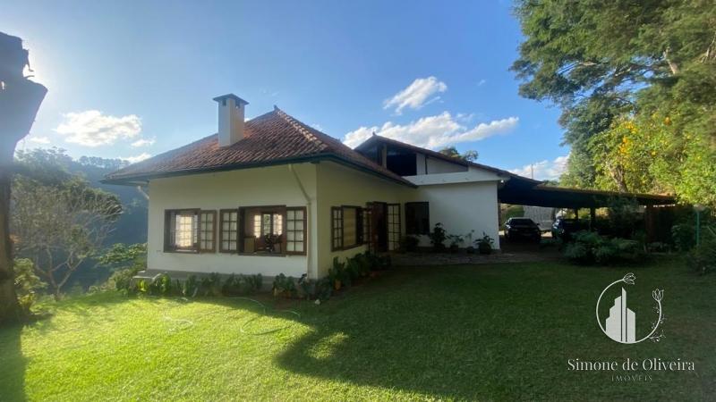 Comprar Casa em Itaipava, Petrópolis/RJ - Simone de Oliveira Imóveis
