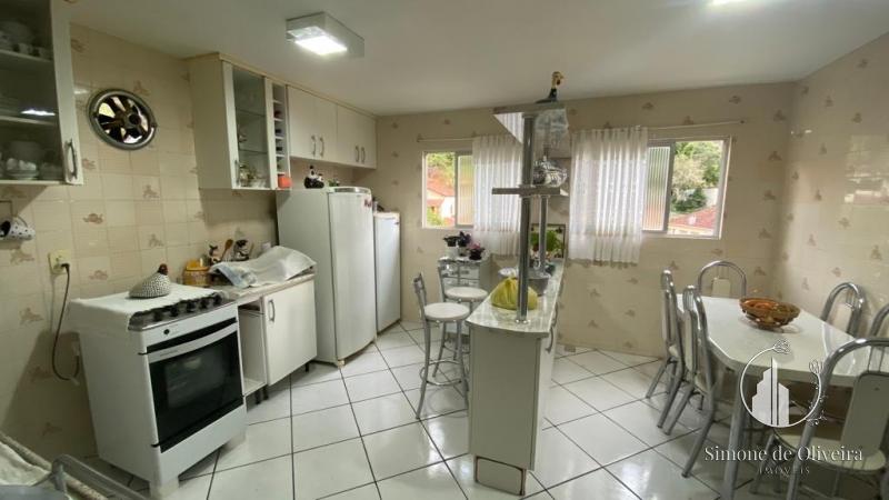 Comprar Casa em Itaipava, Petrópolis/RJ - Simone de Oliveira Imóveis