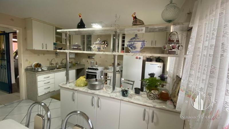 Comprar Casa em Itaipava, Petrópolis/RJ - Simone de Oliveira Imóveis