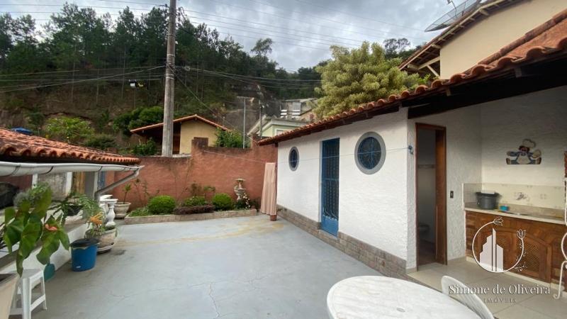 Comprar Casa em Itaipava, Petrópolis/RJ - Simone de Oliveira Imóveis