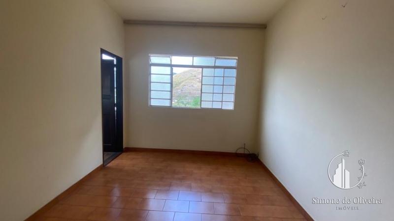 Comprar Casa em Itaipava, Petrópolis/RJ - Simone de Oliveira Imóveis