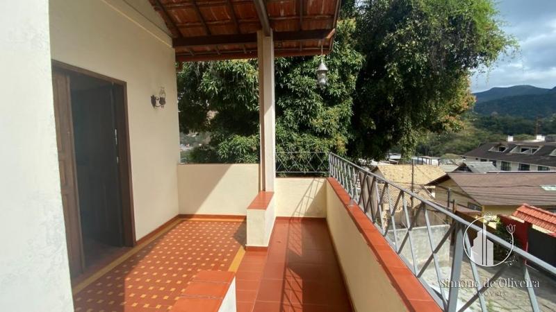 Comprar Casa em Itaipava, Petrópolis/RJ - Simone de Oliveira Imóveis
