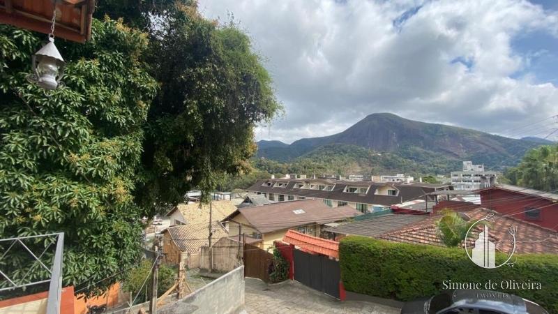 Comprar Casa em Itaipava, Petrópolis/RJ - Simone de Oliveira Imóveis