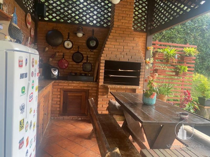Comprar Casa em Itaipava, Petrópolis/RJ - Simone de Oliveira Imóveis