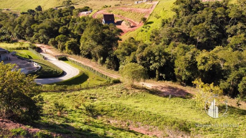 Terreno Residencial em Araras - Petrópolis/RJ 