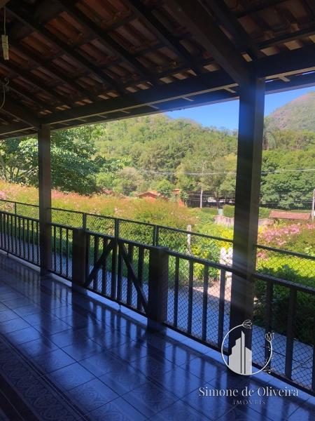Comprar Fazenda / Sítio em Itaipava, Petrópolis/RJ - Simone de Oliveira Imóveis