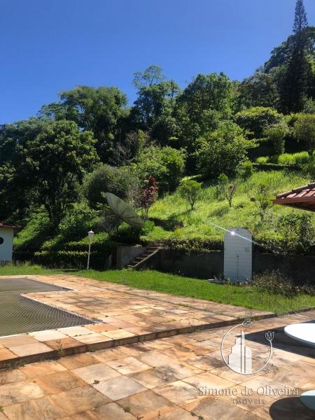 Comprar Fazenda / Sítio em Itaipava, Petrópolis/RJ - Simone de Oliveira Imóveis