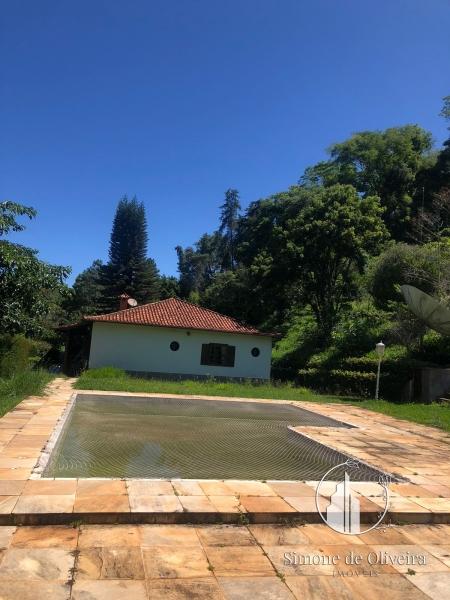 Comprar Fazenda / Sítio em Itaipava, Petrópolis/RJ - Simone de Oliveira Imóveis