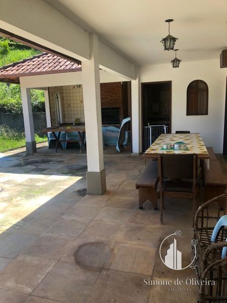 Comprar Fazenda / Sítio em Itaipava, Petrópolis/RJ - Simone de Oliveira Imóveis