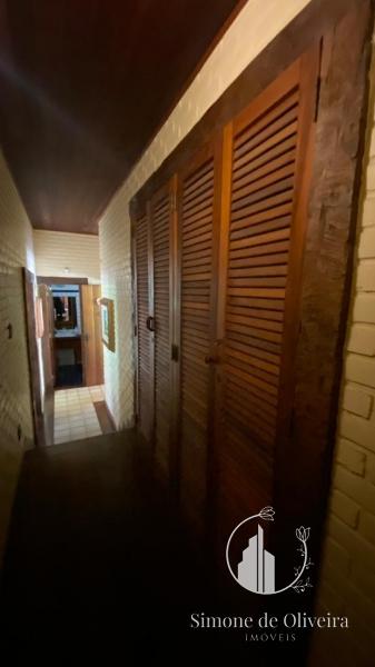Comprar Casa em Itaipava, Petrópolis/RJ - Simone de Oliveira Imóveis