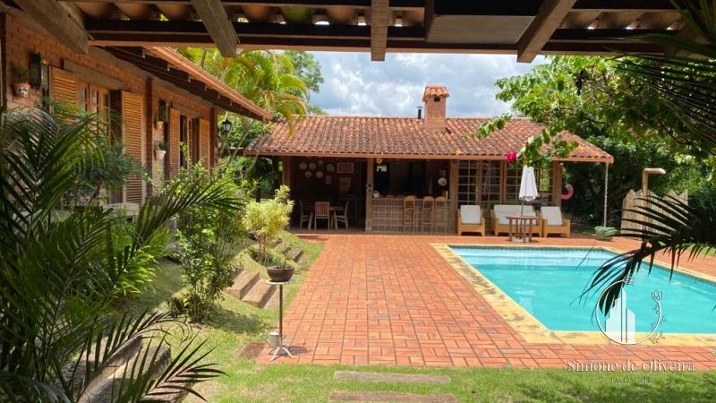 Comprar Casa em Itaipava, Petrópolis/RJ - Simone de Oliveira Imóveis