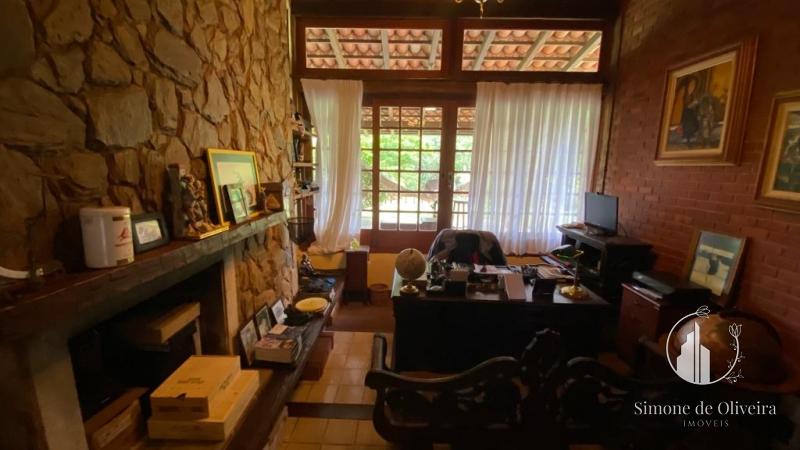 Comprar Casa em Itaipava, Petrópolis/RJ - Simone de Oliveira Imóveis