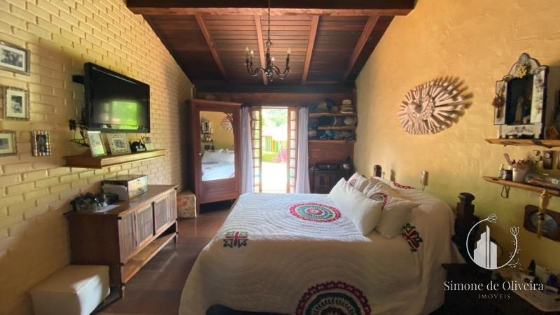 Comprar Casa em Itaipava, Petrópolis/RJ - Simone de Oliveira Imóveis