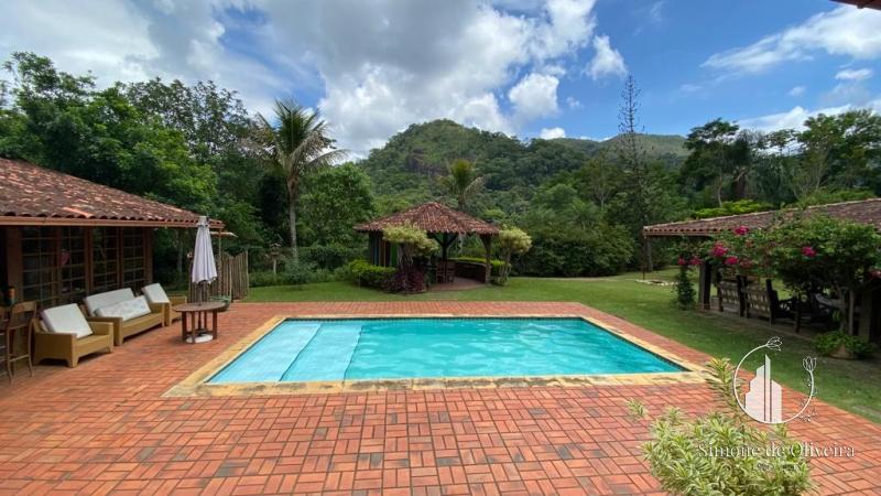 Comprar Casa em Itaipava, Petrópolis/RJ - Simone de Oliveira Imóveis