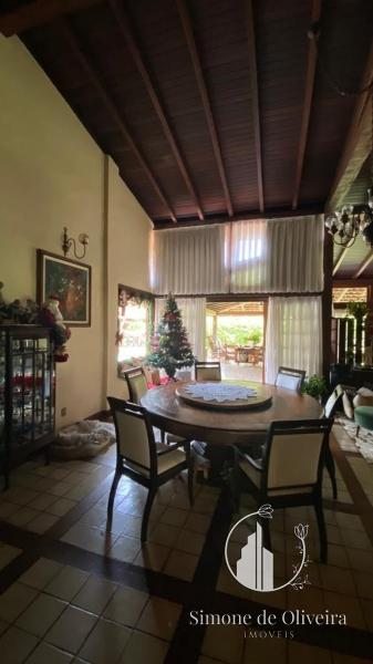 Comprar Casa em Itaipava, Petrópolis/RJ - Simone de Oliveira Imóveis