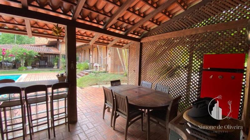 Comprar Casa em Itaipava, Petrópolis/RJ - Simone de Oliveira Imóveis