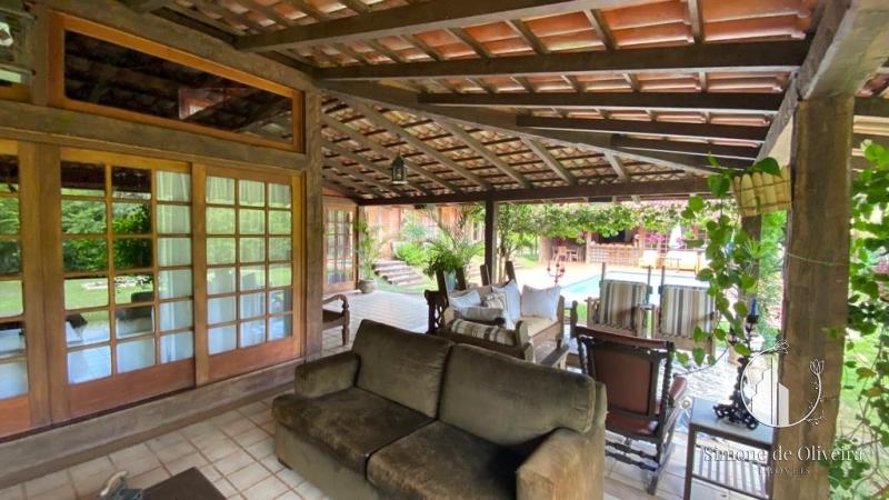 Comprar Casa em Itaipava, Petrópolis/RJ - Simone de Oliveira Imóveis