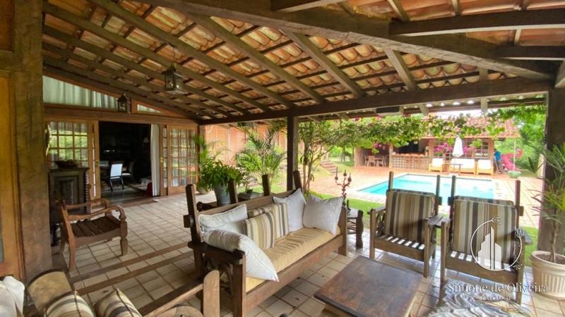 Comprar Casa em Itaipava, Petrópolis/RJ - Simone de Oliveira Imóveis