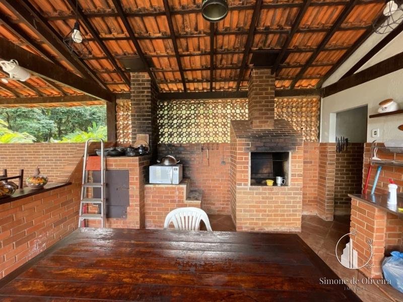 Comprar Fazenda / Sítio em Itaipava, Petrópolis/RJ - Simone de Oliveira Imóveis