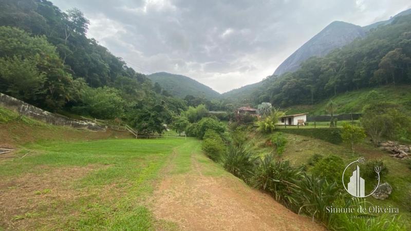 Comprar Fazenda / Sítio em Itaipava, Petrópolis/RJ - Simone de Oliveira Imóveis