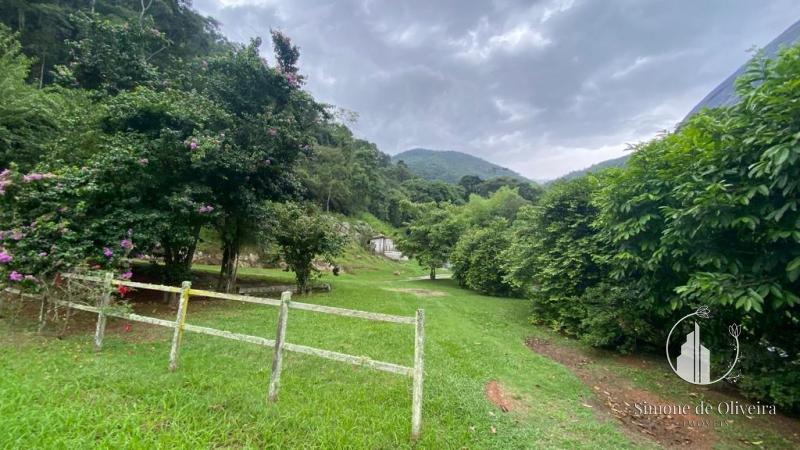 Comprar Fazenda / Sítio em Itaipava, Petrópolis/RJ - Simone de Oliveira Imóveis
