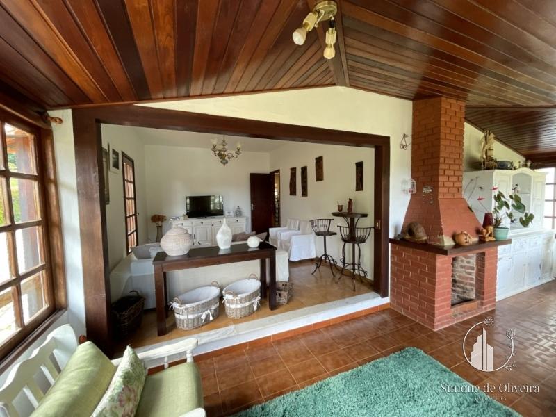 Comprar Fazenda / Sítio em Itaipava, Petrópolis/RJ - Simone de Oliveira Imóveis