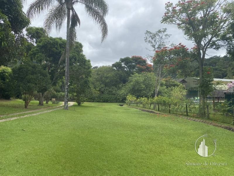 Comprar Fazenda / Sítio em Itaipava, Petrópolis/RJ - Simone de Oliveira Imóveis