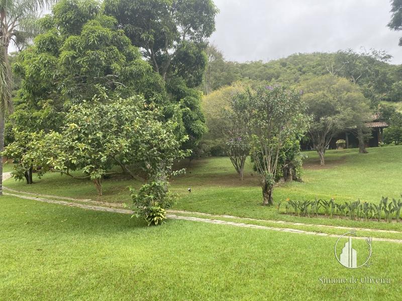 Comprar Fazenda / Sítio em Itaipava, Petrópolis/RJ - Simone de Oliveira Imóveis