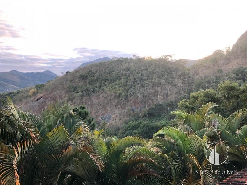 Comprar Casa em Araras, Petrópolis/RJ - Simone de Oliveira Imóveis