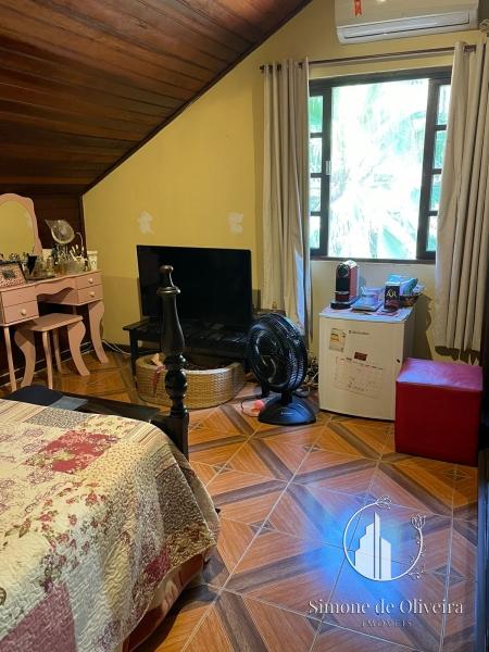 Comprar Casa em Araras, Petrópolis/RJ - Simone de Oliveira Imóveis