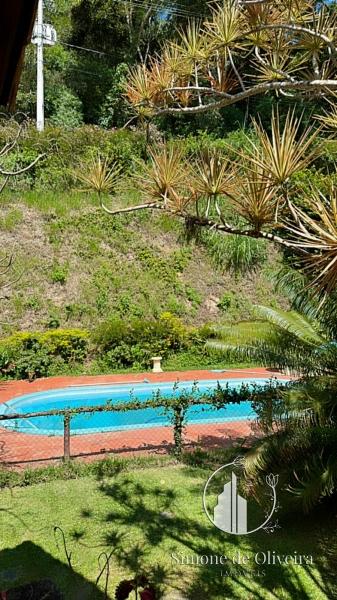 Comprar Casa em Araras, Petrópolis/RJ - Simone de Oliveira Imóveis