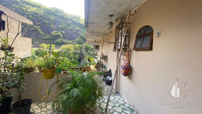 Comprar Casa em Pedro do Rio, Petrópolis/RJ - Simone de Oliveira Imóveis