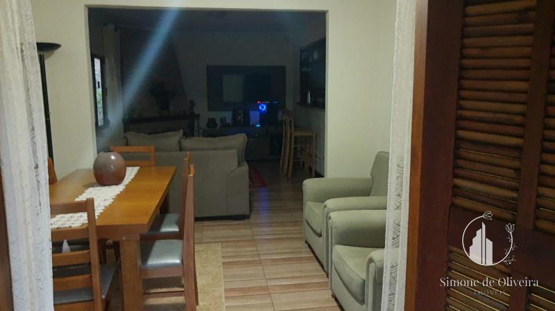 Comprar Casa em Pedro do Rio, Petrópolis/RJ - Simone de Oliveira Imóveis
