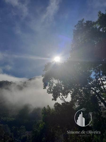 Comprar Casa em Itaipava, Petrópolis/RJ - Simone de Oliveira Imóveis