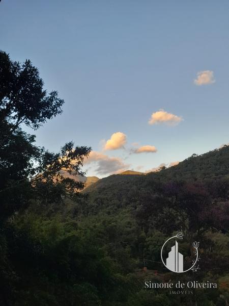 Comprar Casa em Itaipava, Petrópolis/RJ - Simone de Oliveira Imóveis