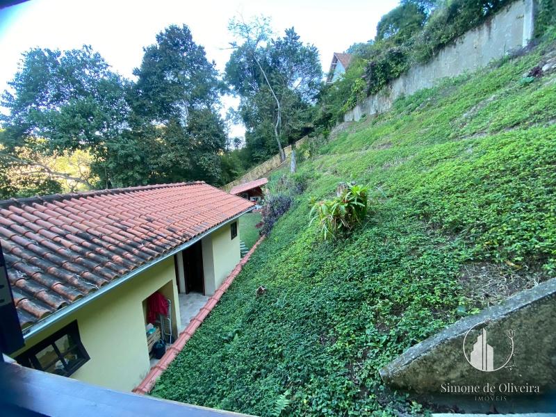Comprar Casa em Itaipava, Petrópolis/RJ - Simone de Oliveira Imóveis