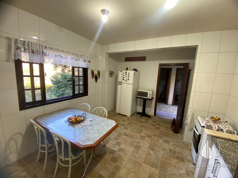 Comprar Casa em Itaipava, Petrópolis/RJ - Simone de Oliveira Imóveis