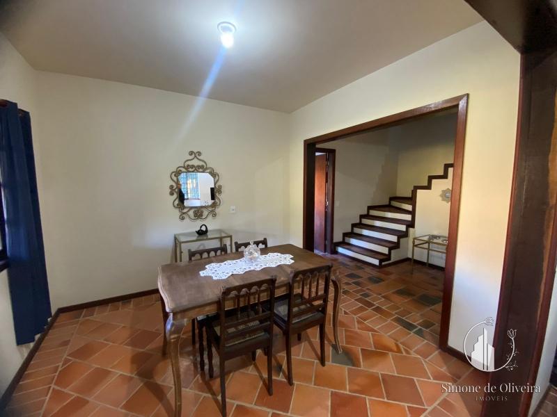Comprar Casa em Itaipava, Petrópolis/RJ - Simone de Oliveira Imóveis