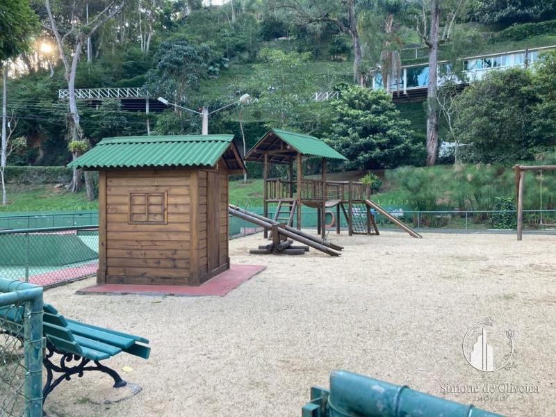 Comprar Casa em Itaipava, Petrópolis/RJ - Simone de Oliveira Imóveis