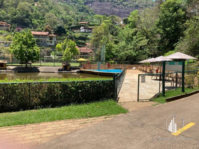 Comprar Casa em Itaipava, Petrópolis/RJ - Simone de Oliveira Imóveis