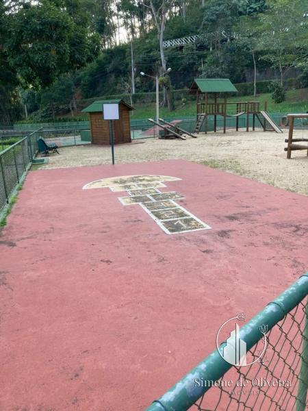 Comprar Casa em Itaipava, Petrópolis/RJ - Simone de Oliveira Imóveis