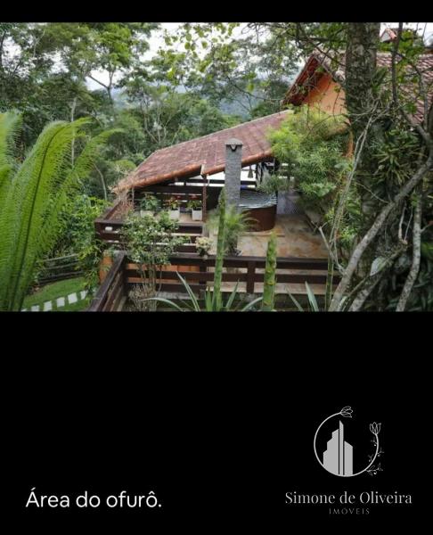 Comprar Casa em Itaipava, Petrópolis/RJ - Simone de Oliveira Imóveis