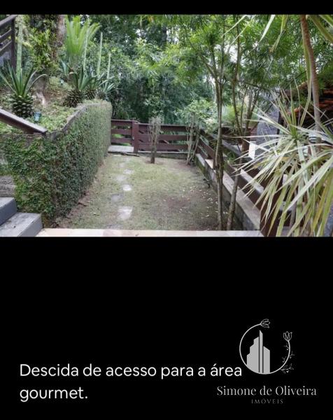 Comprar Casa em Itaipava, Petrópolis/RJ - Simone de Oliveira Imóveis