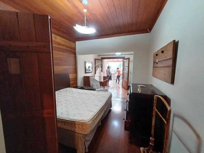 Comprar Casa em Itaipava, Petrópolis/RJ - Simone de Oliveira Imóveis