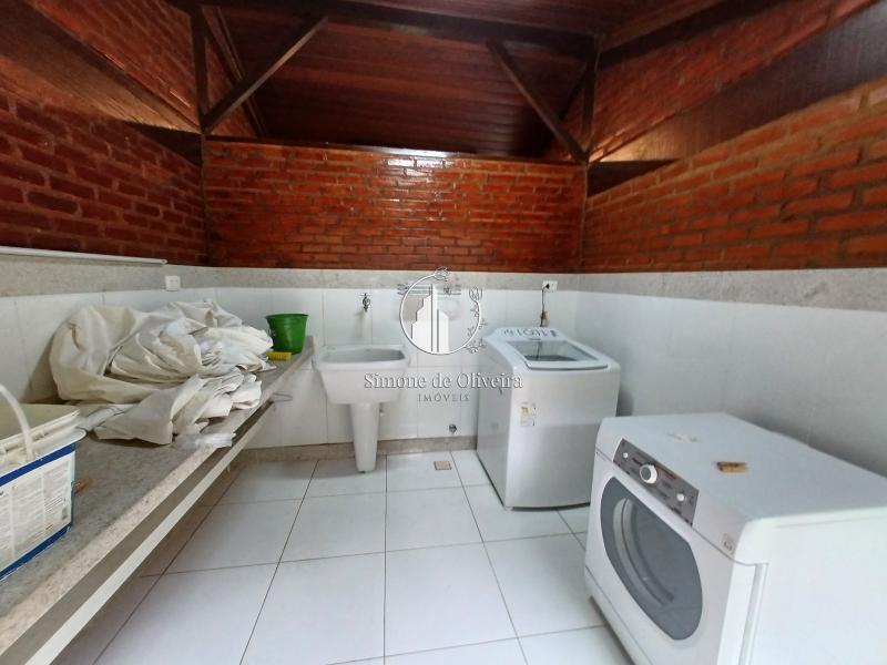 Comprar Casa em Itaipava, Petrópolis/RJ - Simone de Oliveira Imóveis