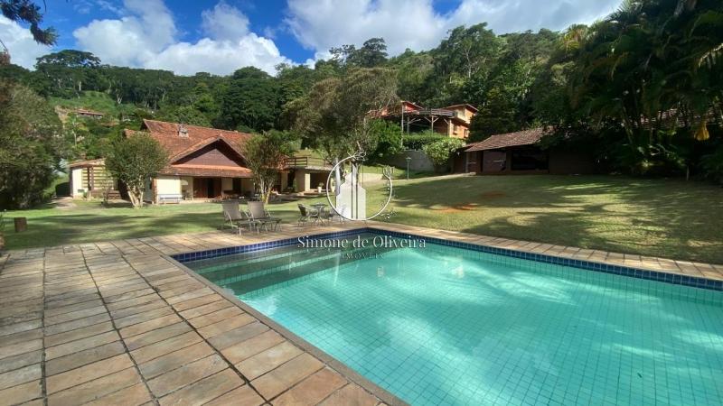 Casa em Itaipava - Petrópolis/RJ  - 5 Quartos